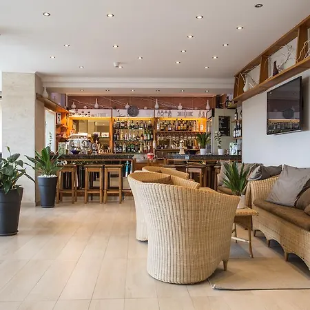 Byron 3* Milano Marittima