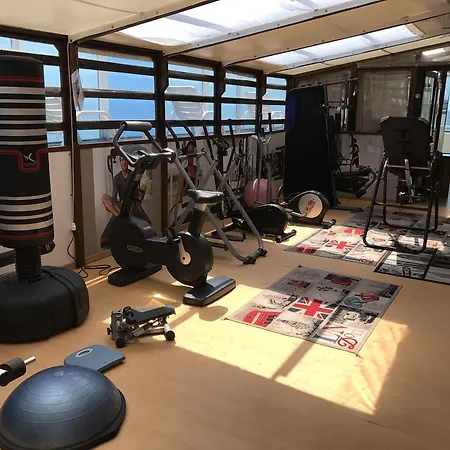 Byron 3* Milano Marittima