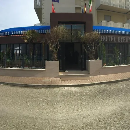 Byron 3* Milano Marittima