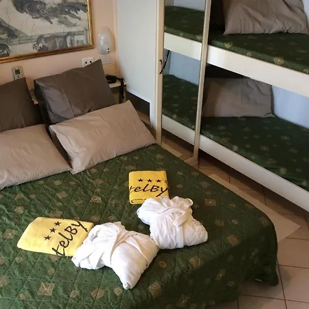 Hotel Byron 3*