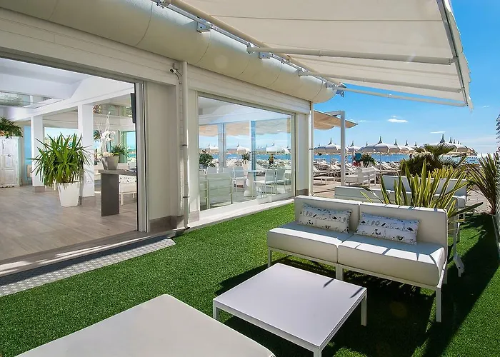 Otel Byron Milano Marittima