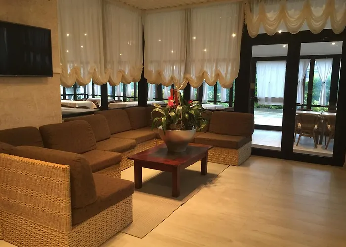 Byron Milano Marittima