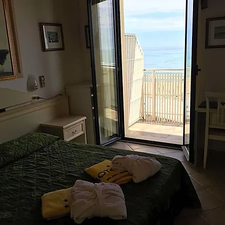 Hotell Byron Milano Marittima