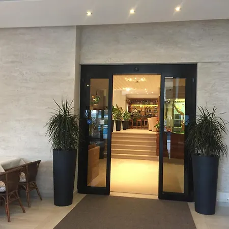 מלון Byron מילאנו מריטימה