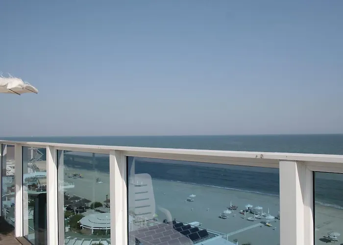 Byron 3* Milano Marittima