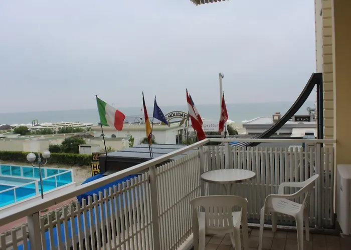 Byron 3* Milano Marittima