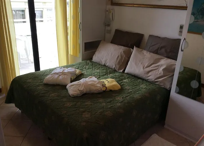 Szálloda Byron Milano Marittima